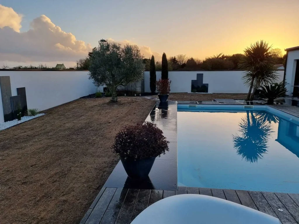 Aménagement d'une piscine à Luçon par Bernier Paysage