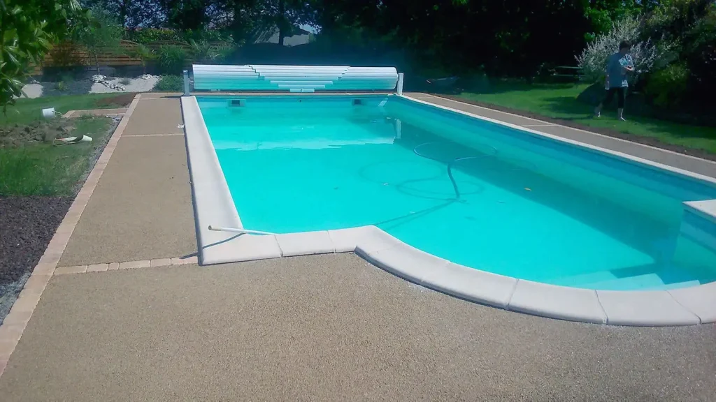 Aménagement d'une piscine à Luçon par Bernier Paysage