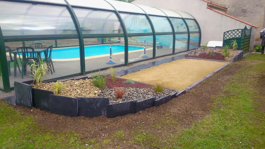 Aménagement d'une piscine à Luçon par Bernier Paysage